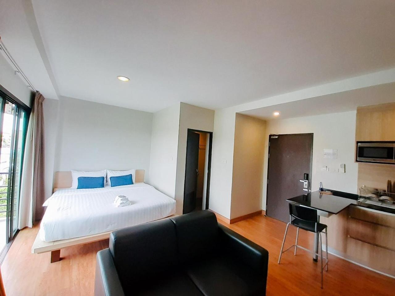 Narita Amata Hotel Chonburi Exterior foto